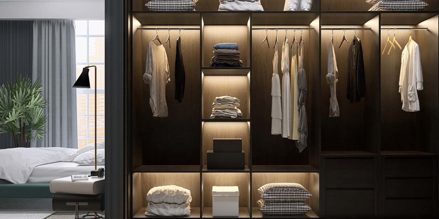 Walk-in closet: how to choose the right LED lighting